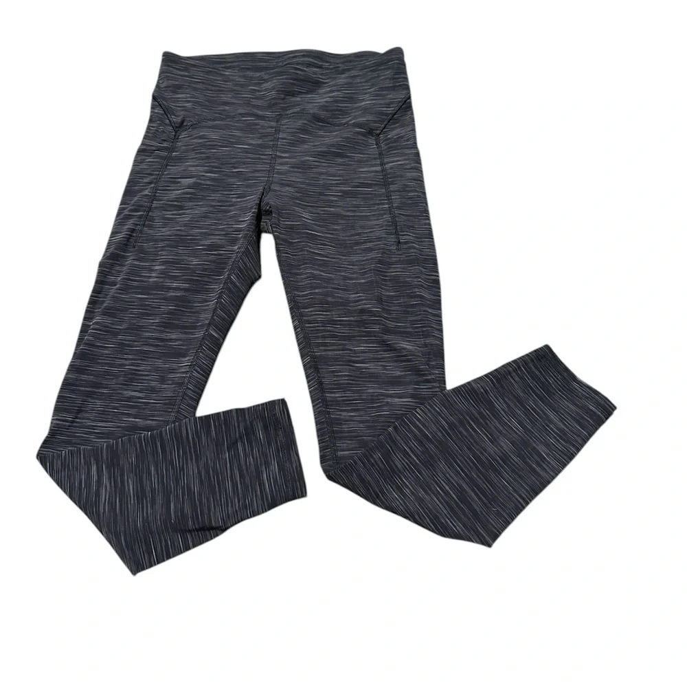 Lululemon Power Thru High-Rise Tight 25"
Heathered Black size 10 - Picture 6 of 7